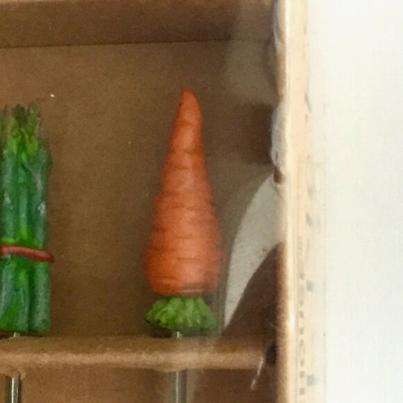 Crate and Barrel NEW Set Of 6 Vegetable Themed Cocktail Hors D'oeuvre Picks - Picture 7 of 12